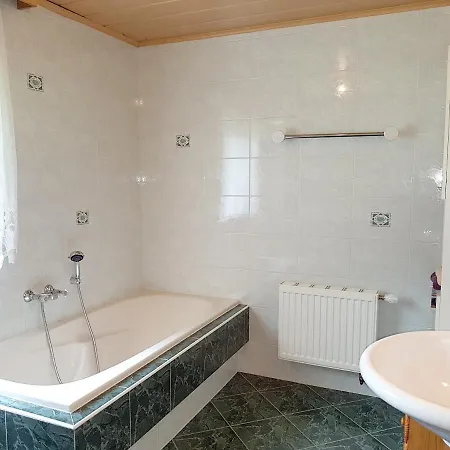 Σπίτι διακοπών 3 Bedrooms House With Private Pool Enclosed Garden And Wifi At Arnbach 4 Km Away From The Slopes *