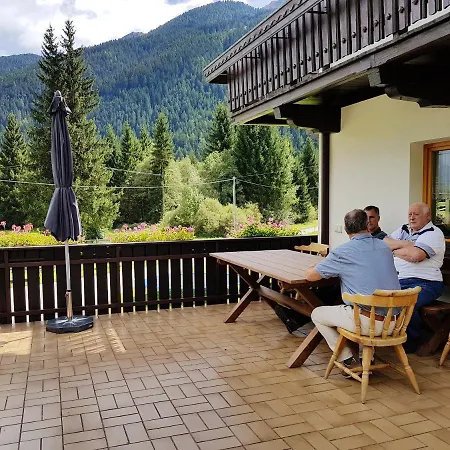 3 Bedrooms House With Private Pool Enclosed Garden And Wifi At Arnbach 4 Km Away From The Slopes Feriehus